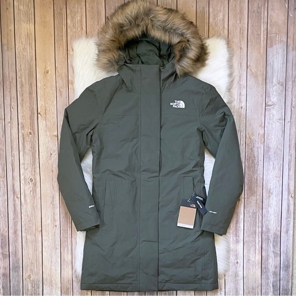The North Face Women’s Arctic Parka Coat In Thyme - Picture 2 of 8